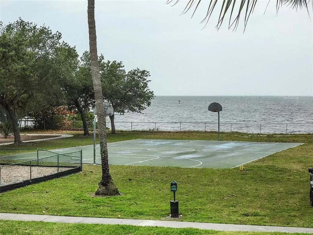 Bay View, Studio206, Beach Steps Away! Pool+Wifi ラスキン エクステリア 写真